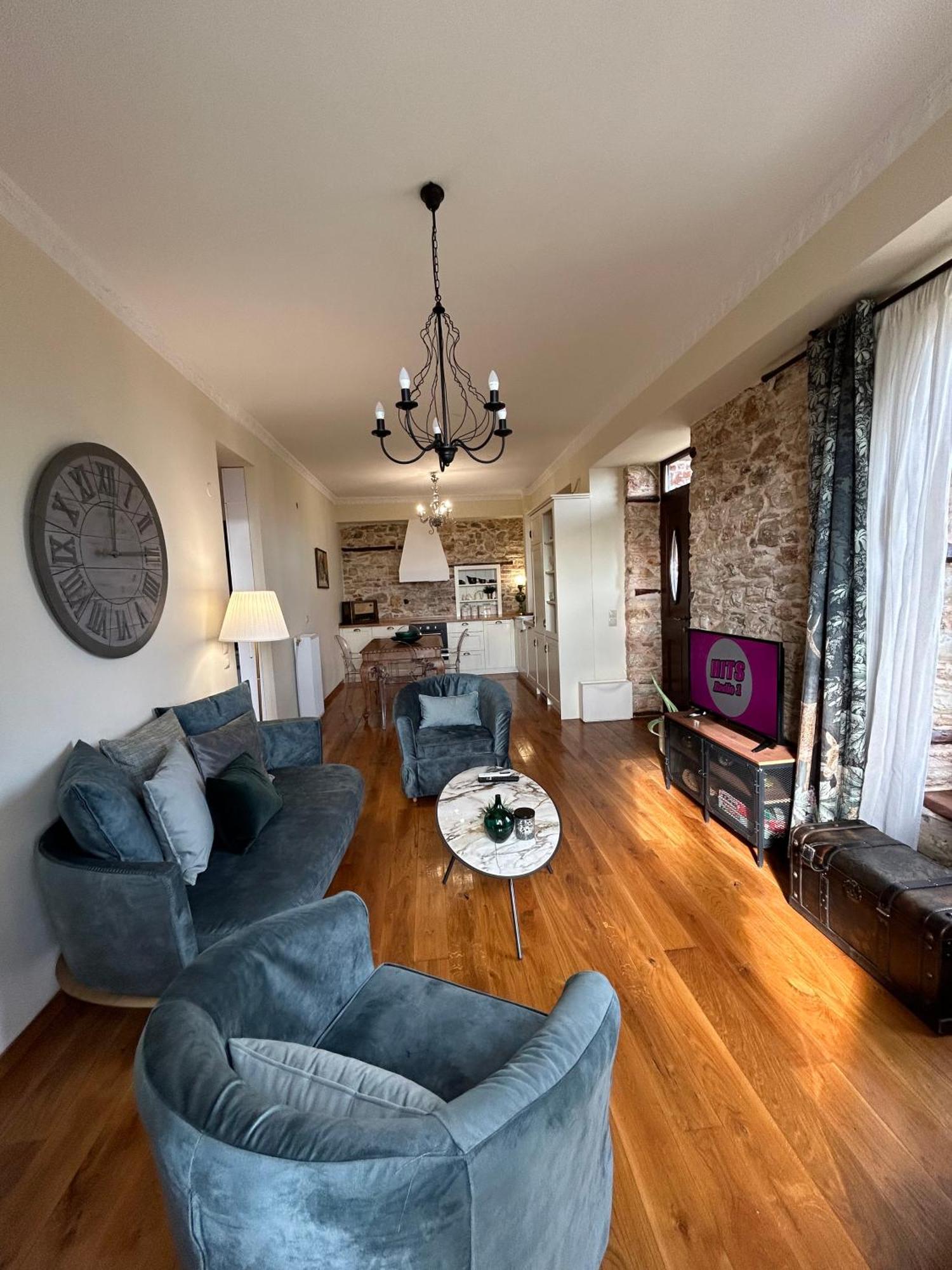 Νόνη Apartment Mileai Ngoại thất bức ảnh