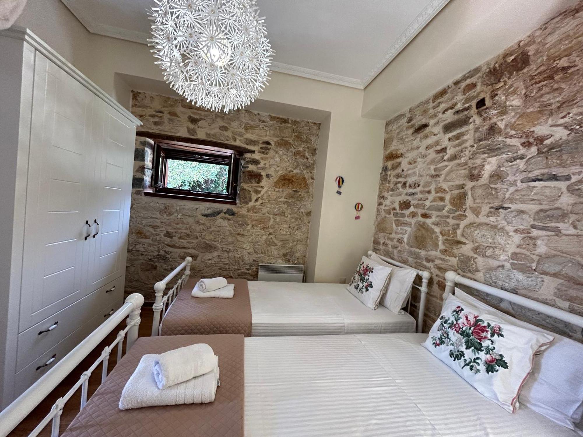 Νόνη Apartment Mileai Ngoại thất bức ảnh